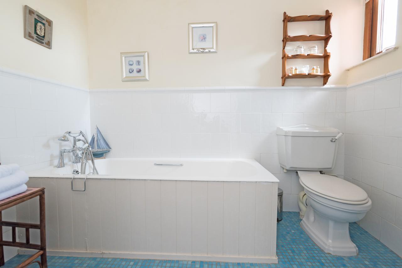 Dolphin Beach House Hotell Clifden Exteriör bild